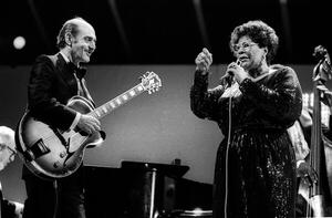 Fotografija Ella Fitzgerald performing at the Bussoladomani, 1980