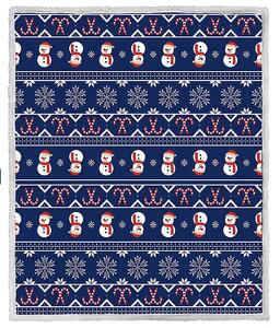 Božicna tamno plava janjeca deka od mikropliša FROSTY Dimenzije: 200 x 220 cm