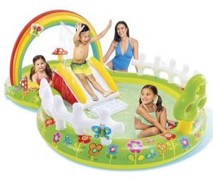 Dječji centar za igranje u bazenu