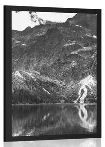 Plakat jezero Morské oko u Tatrama u crno-bijelom dizajnu