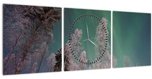 Slika polarne svjetlosti nad zaleđenim drvećem (sa satom) (90x30 cm)