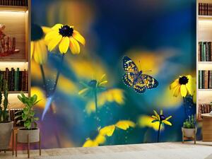 Foto tapeta - Žuto cvijeće s leptirom (147x102 cm)