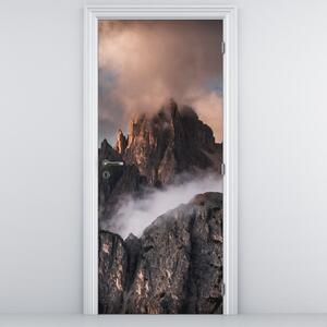 Foto tapeta za vrata - Talijanski Dolomiti skriveni u magli (95x205cm)