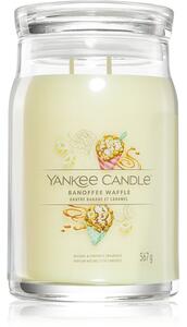 Yankee Candle Banoffee Waffle mirisna svijeća Signature 567 g