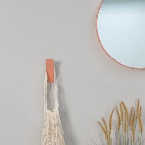 Željezna zidna kuka u boji lososa Angle – Spinder Design