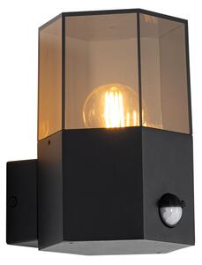 Vanjska zidna svjetiljka crna sa staklom zadimljenog efekta šesterokut i senzorom pokreta - Danska
