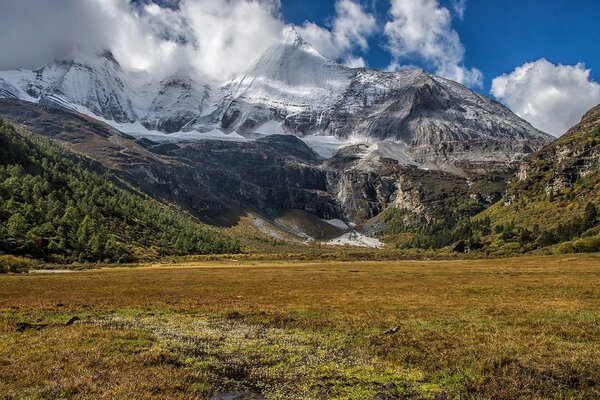 Fototapeta majestetičan planinski krajolik