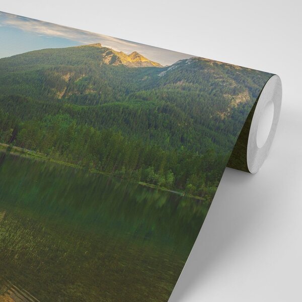 Fototapeta jezero kraj planina