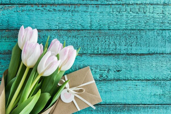 Fototapeta buket tulipana s porukom