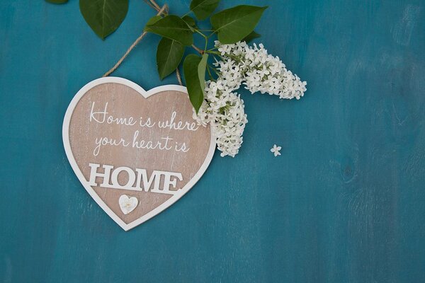 Fototapeta srce s citatom- Home is where your heart is