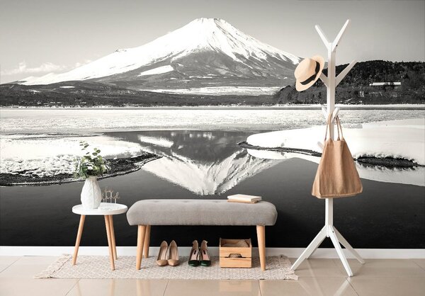 Fototapeta japanska planina Fuji u crno-bijelom