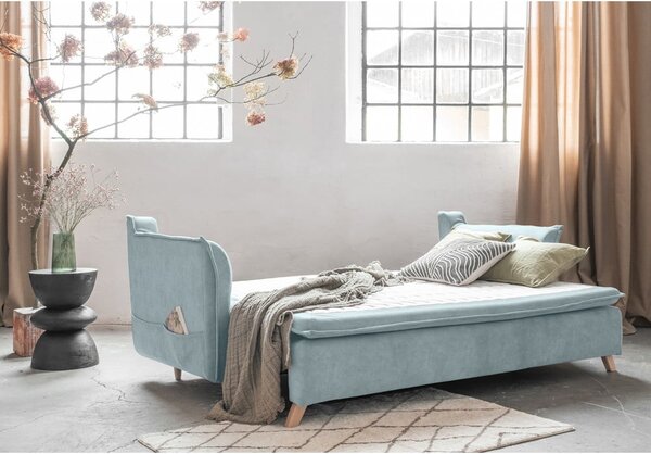 Svijetlo plava baršunasti sklopiva sofa 225 cm Charming Charlie – Miuform