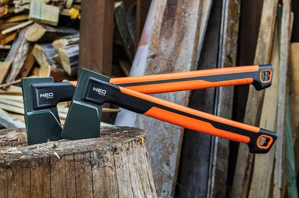 NEO TOOLS sjekira za cijepanje drva 62 cm