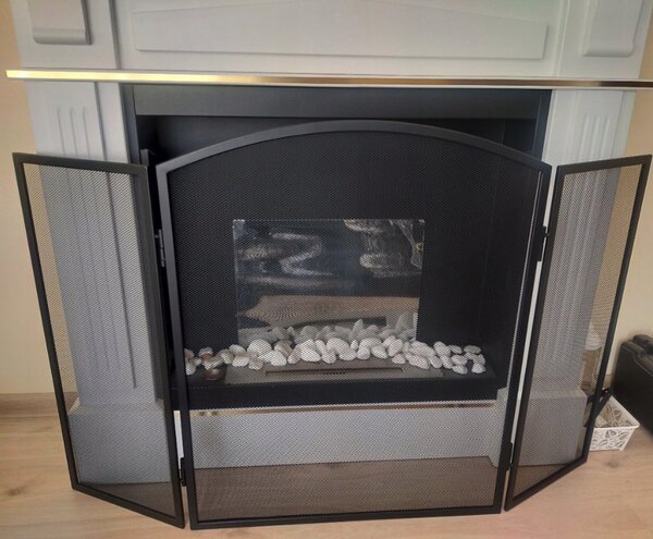 Zaštitna pregrada za kamin 118 x 76 cm - crna