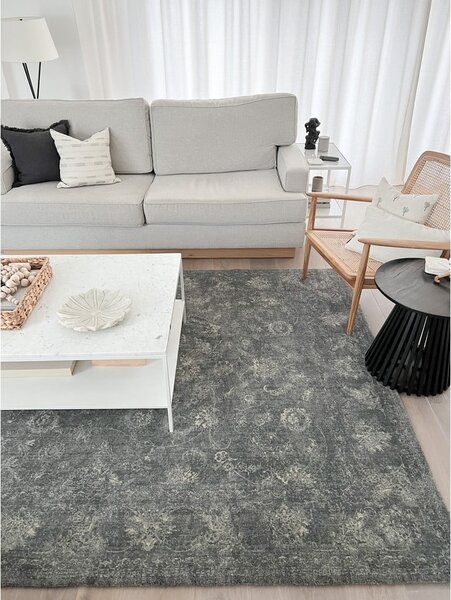 Sivi vuneni tepih 200x300 cm Calisia Vintage Flora – Agnella