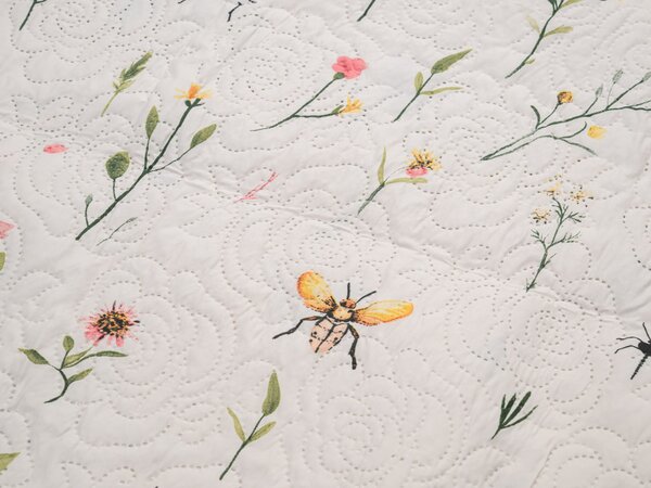 Prekrivač za krevet INSECTA, kremasti Dimenzije: 170 x 210 cm