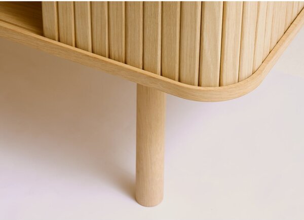 Niska komoda u dekoru hrasta s kliznim vratima u prirodnoj boji 76x160 cm Cavo – Unique Furniture