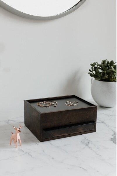 Organizator nakita Stowit – Umbra