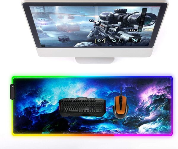 Osvijetljena XL LED RGB računalna obloga za miša i 80x30cm kozmos