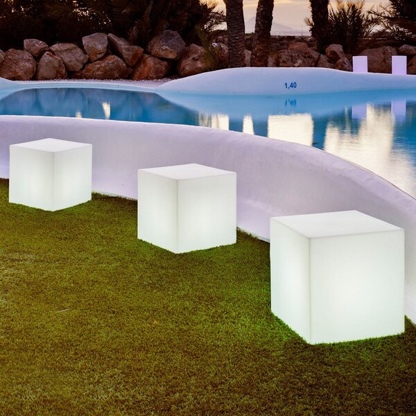 Newgarden Cuby solarna lampa (kocka), visina 43 cm, prigušiva, Bijela, Plastika