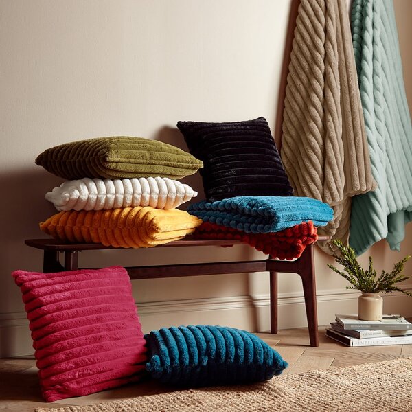 Ukrasni jastuk 45x45 cm Cosy Ribbed – Catherine Lansfield