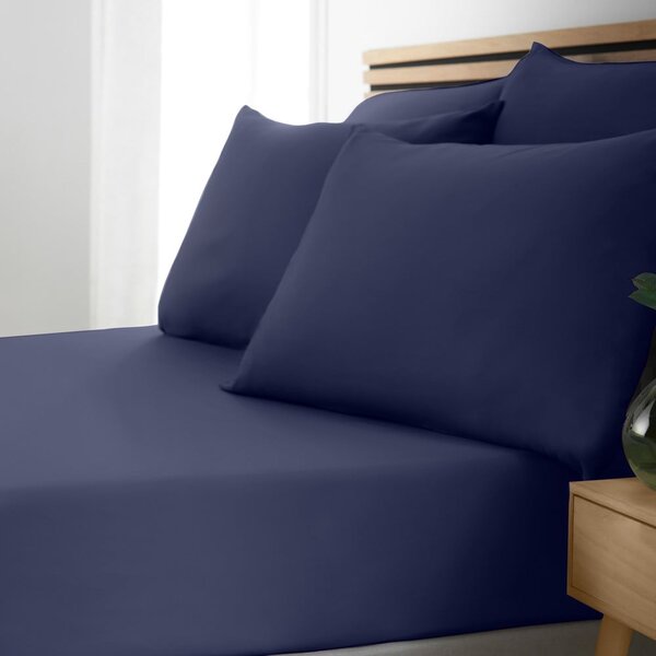 Tamno plava plahta s gumom od mikrovlakana 185x200 cm So Soft Easy Iron – Catherine Lansfield