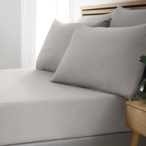 Siva plahta s gumom od mikrovlakana 185x200 cm So Soft Easy Iron – Catherine Lansfield