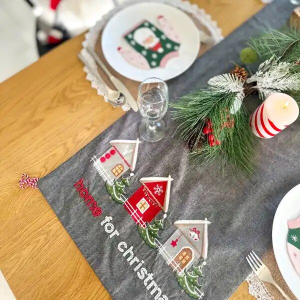 Božićni nadstolnjak Home for Christmas