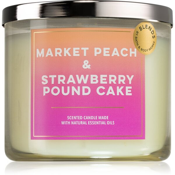 Bath & Body Works Market Peach & Strawberry Pound Cake mirisna svijeća 411 g