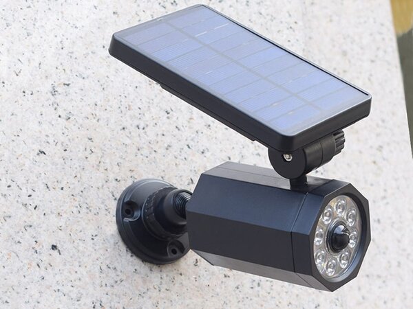 Lažna kamera i svjetiljka solarne LED s pokretnim i sumračnim senzorom