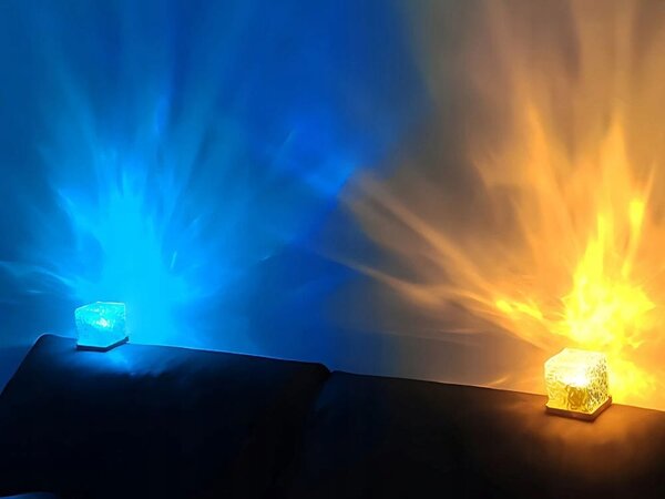Akrilni akril. LED RGB Crystal LAMP CUBE USB + daljinski upravljač