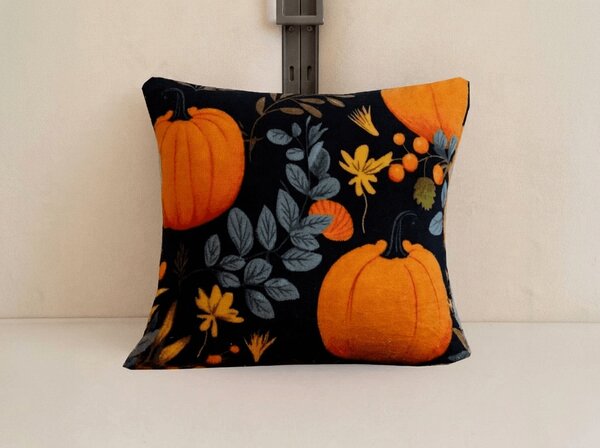 Jastučnica od mikroplyša PUMPKINZA 45x45 cm, šarena