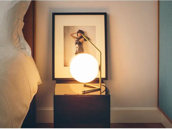 FLOS IC STOLNA LAMPA STARO ZLATO E14 60W FL3171059