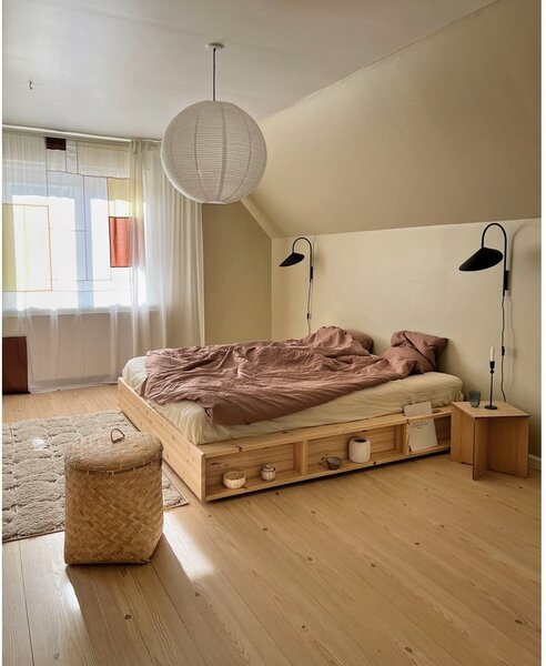 Bračni krevet od borovine s podnicom 140x200 cm Ziggy – Karup Design