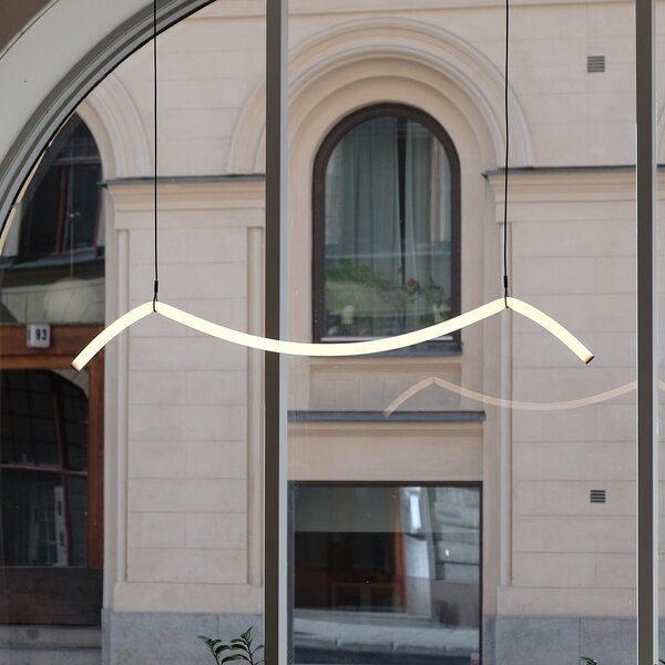 Markslöjd LED viseća svjetiljka Melt, crno/bijela, duljine 112 cm, prigušiva, Bijela, Dnevni boravak/blagovaonica, Plastika
