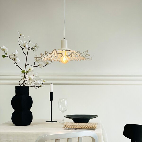 Dyberg Larsen Flora viseća lampa, biserno bijela, Ø 40 cm, metal, prigušiva, Bijela, Dnevni boravak/blagovaonica, Metal