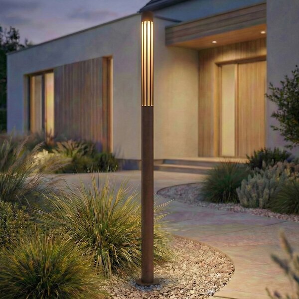 Lindby LED svjetiljka za stazu Fjorya, visina 90 cm, smeđa, IP65, Smeđa / hrđa, Aluminij