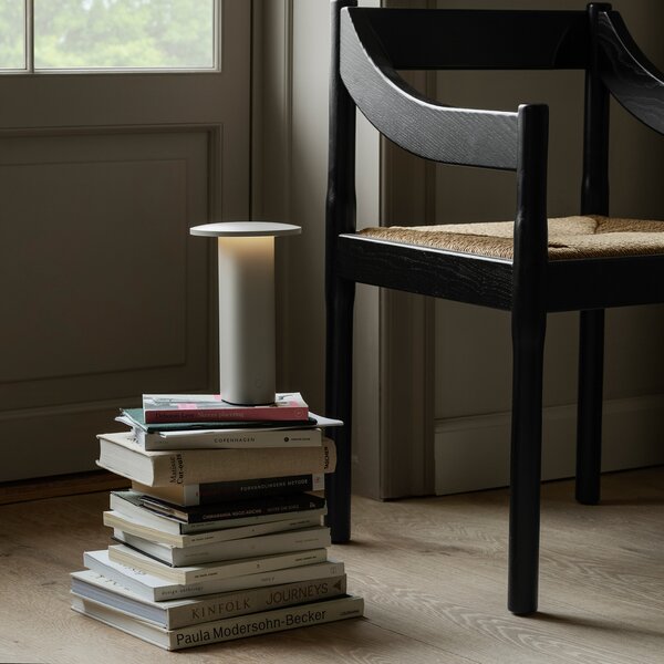 FRITZ HANSEN Fritz Hansen Solae LED stolna lampa na baterije, siva, aluminijska, IP44, prigušiva, Sivo, Dnevni boravak/blagovaonica, Aluminij