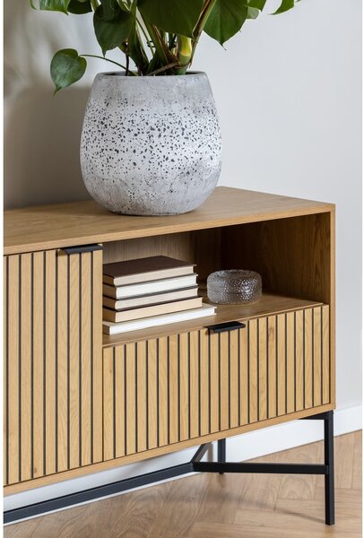 Niska komoda u dekoru hrasta u prirodnoj boji 180x70 cm Jaipur – Actona