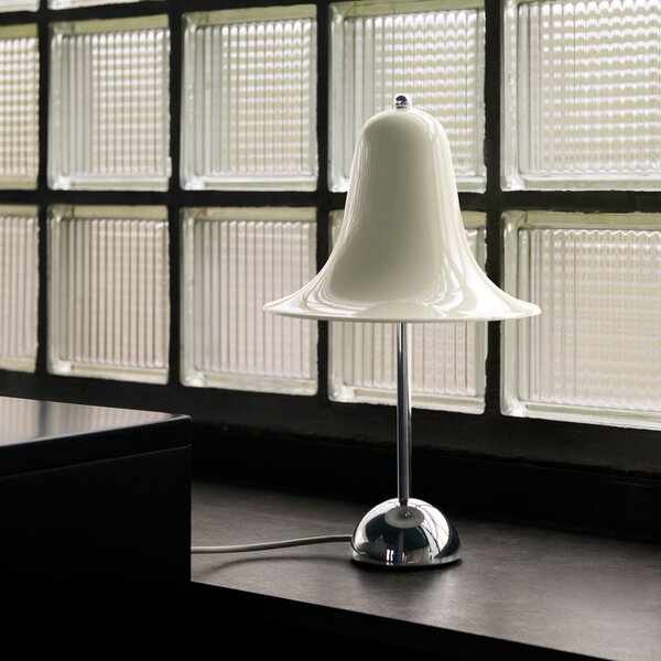 Verpan stolna lampa Pantop, krem bijela, visina 23 cm, metalna, Bijela, Dnevni boravak/blagovaonica, Metal