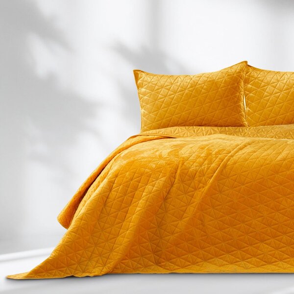 Žuti prošiven prekrivač od samta 240x260 cm Laila – Restilo