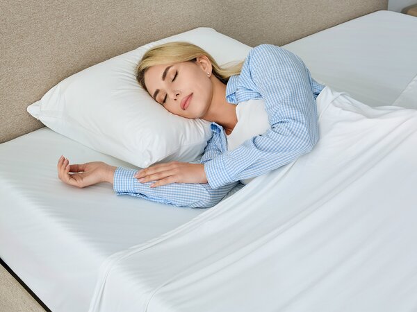 Cooling plahta Dormeo boje bjelokosti