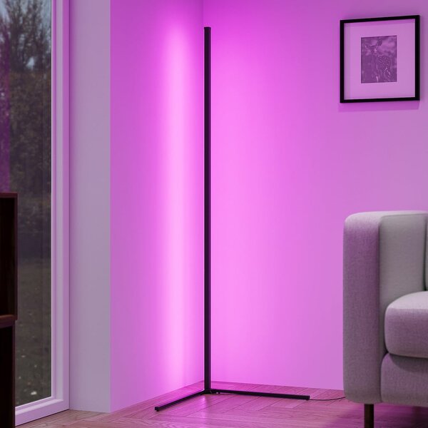 Crna LED stojeća svjetiljka (visina 141 cm) Level – Reality