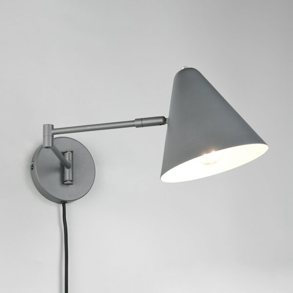 Trio Lighting Zidna svjetiljka Cosima, antracit, projekcija 54 cm, metal, Crno, Dnevni boravak/blagovaonica, Metal