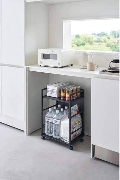 Crni metalni regal na kotačima 42x60 cm Tower – YAMAZAKI