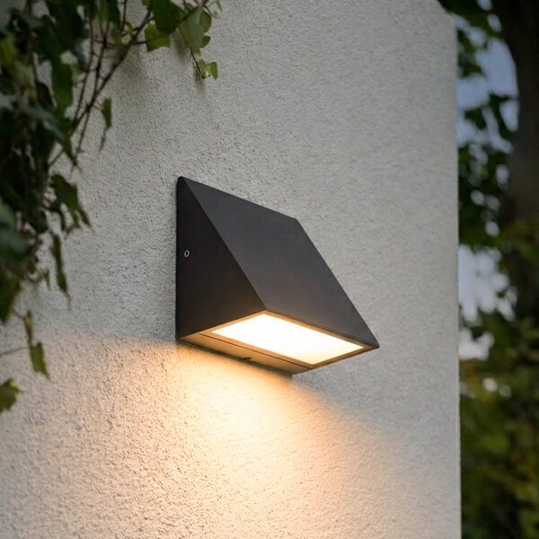 Lindby LED vanjska zidna svjetiljka Triava, crna, aluminijska, IP65, Crno, Aluminij