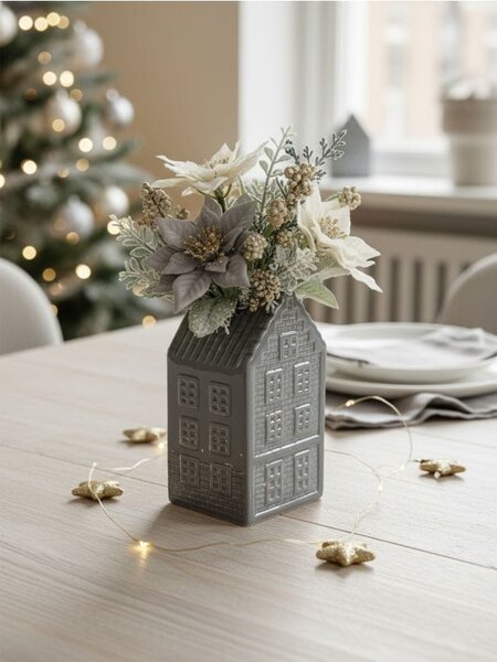 Sinsay - Stajaća dekoracija u obliku kućice
