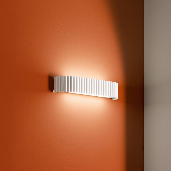 Luce Ambiente Design Niike LED zidna lampa, bijela, širine 40 cm, metalna, CCT, Bijela, Dnevni boravak/blagovaonica, Metal