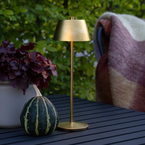 Konstsmide Eze LED punjiva stolna lampa, mat zlatna, 32 cm, IP54, USB, prigušiva, Zlato / mjed, Dnevni boravak/blagovaonica, Aluminij