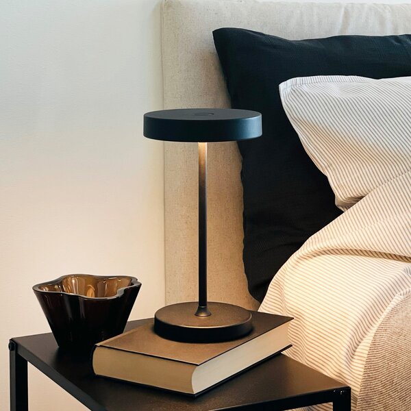 Dyberg Larsen LED punjiva stolna lampa Starlight, crna, metalna, prigušiva, Crno, Dnevni boravak/blagovaonica, Metal